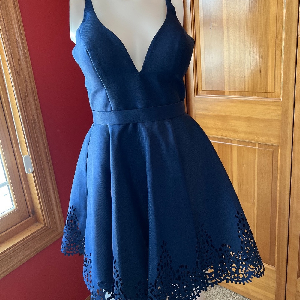 Sherri Hill Size 4 HOCO / Prom dress Navy Blue